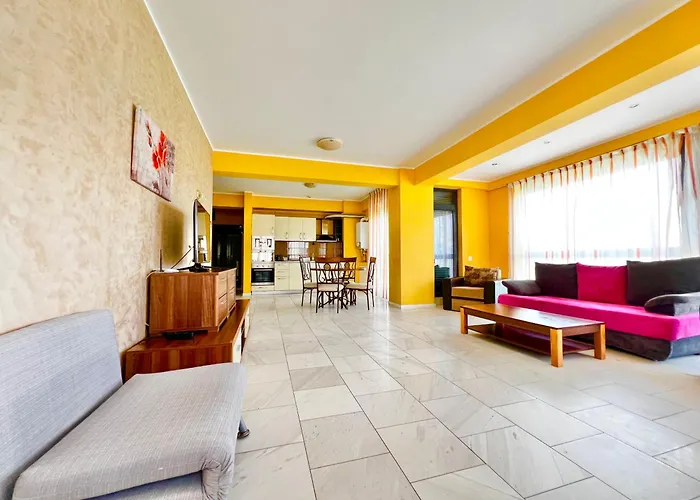Sophia Lake View Suite